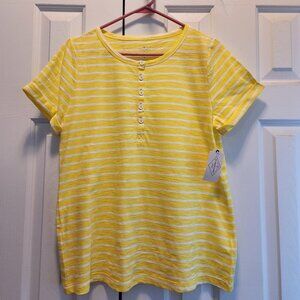 St. John's Bay Yellow/White Top Size M